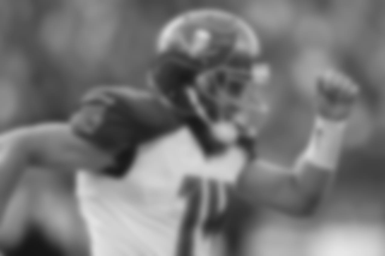 QB Ryan Fitzpatrick, No. 14