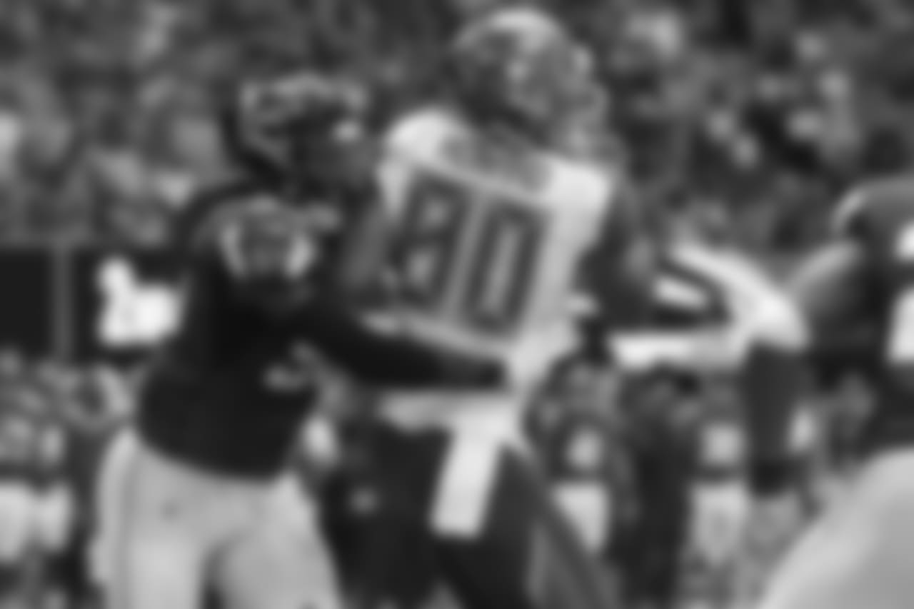 TE O.J. Howard, No. 80