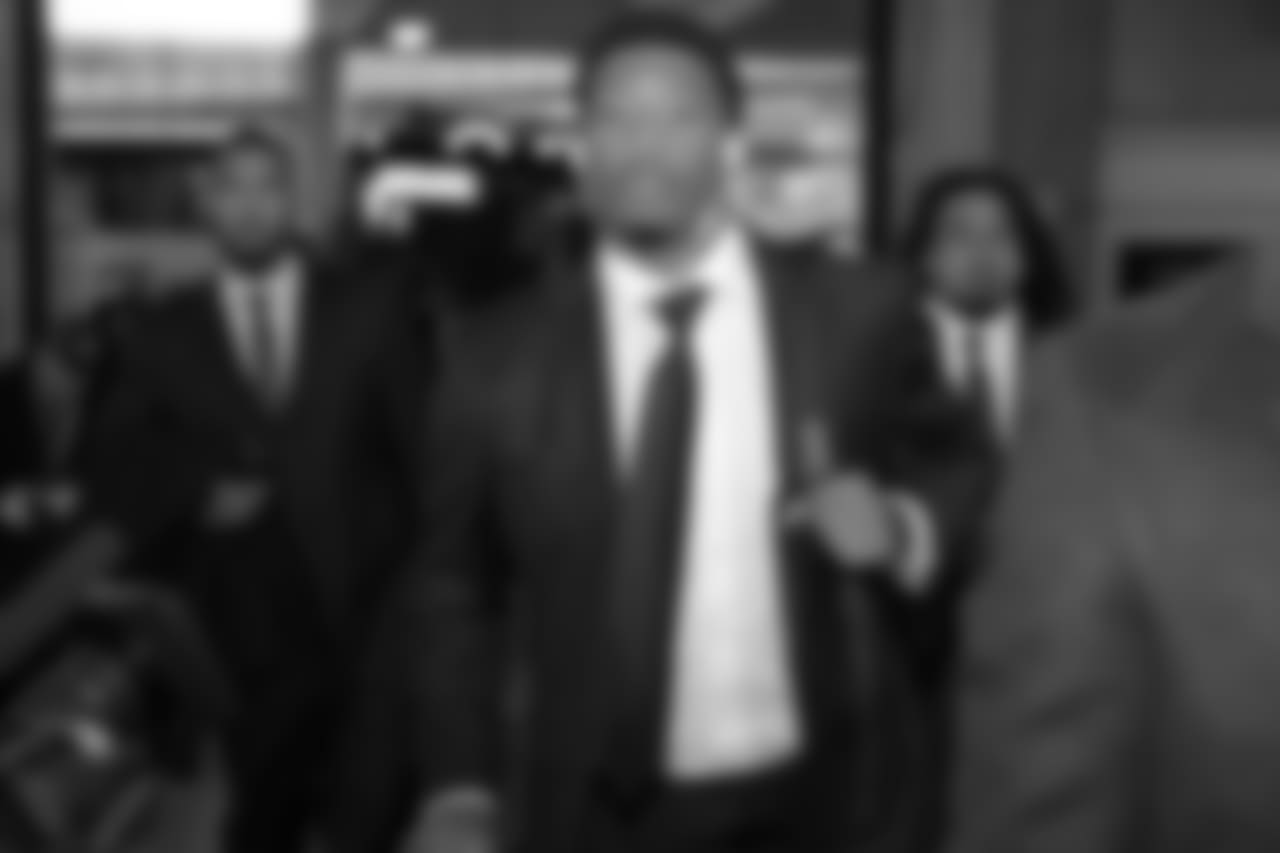 181215_MC_Bucs_Ravens_Arrival_0009