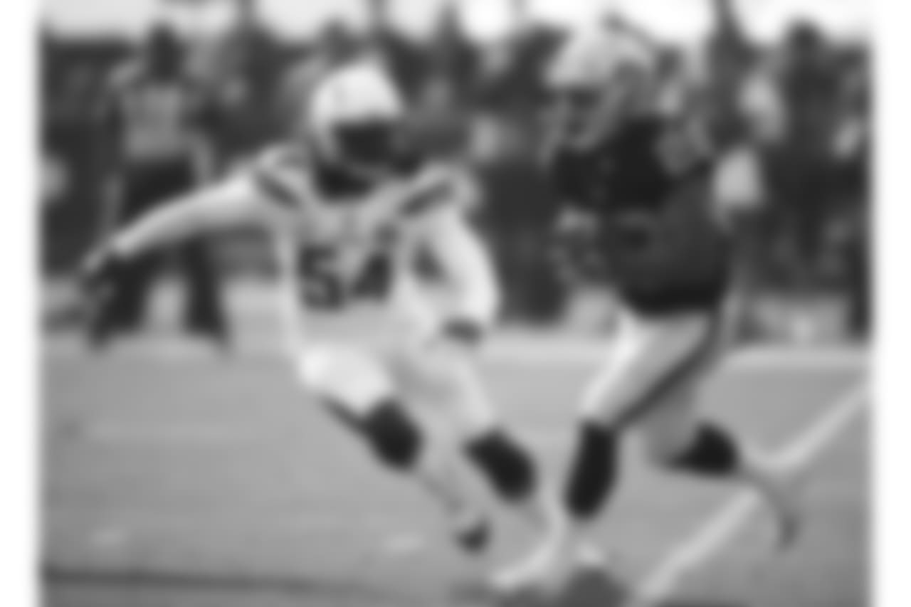 Los Angeles Chargers defensive end Melvin Ingram III