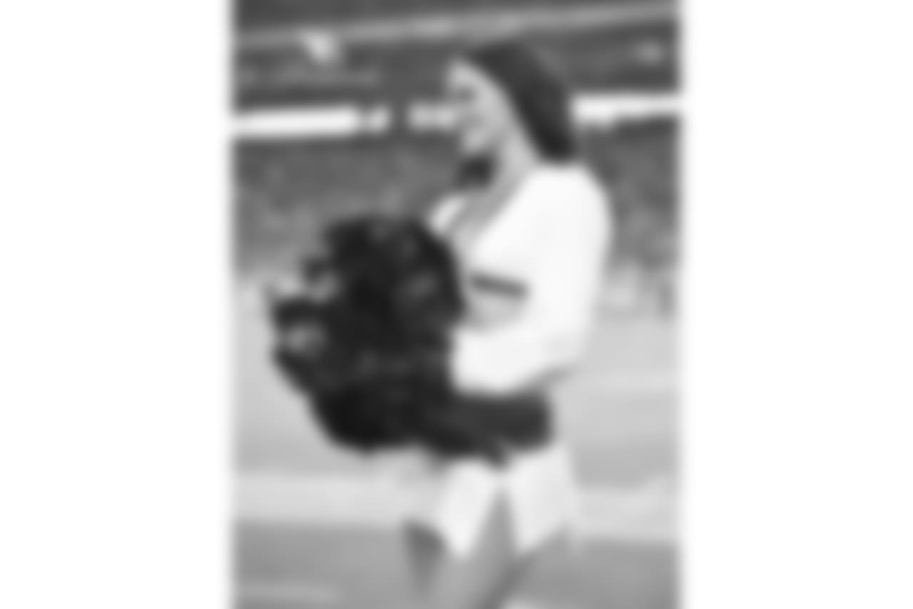 CheerBroncos28