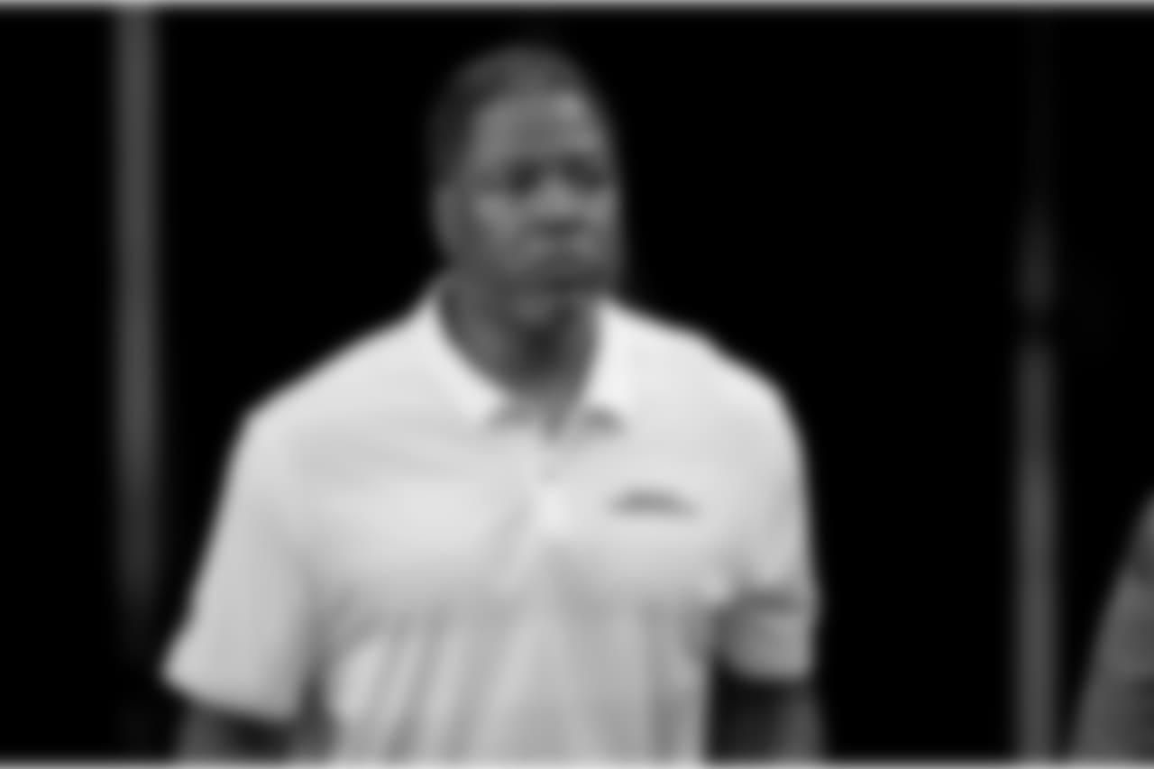 Arizona Cardinals head coach Steve Wilks takes the field prior to an preseason NFL football game against the Los Angeles Chargers, Saturday, Aug. 11, 2018, in Glendale, Ariz. (AP Photo/Ross D. Franklin)