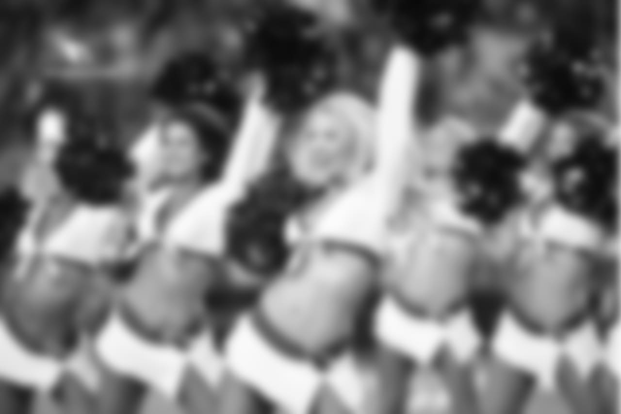 CheerBroncos26