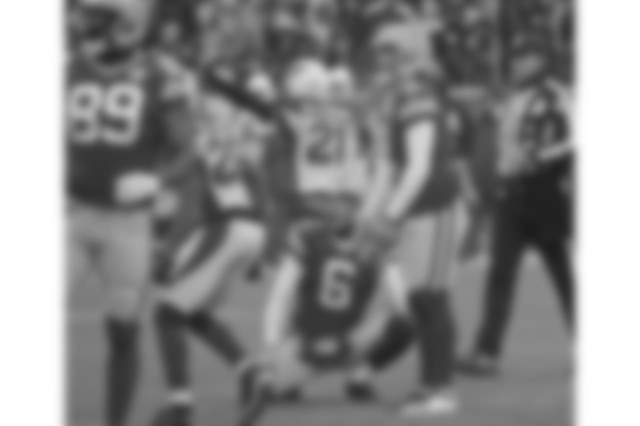 Green Bay Packers kicker Mason Crosby reacts after missing a last second field goal during the second half of an NFL football game against the Arizona Cardinals Sunday, Dec. 2, 2018, in Green Bay, Wis. The kick would have taken the game into overtime but instead resulted in a 20-17 win for Arizona.