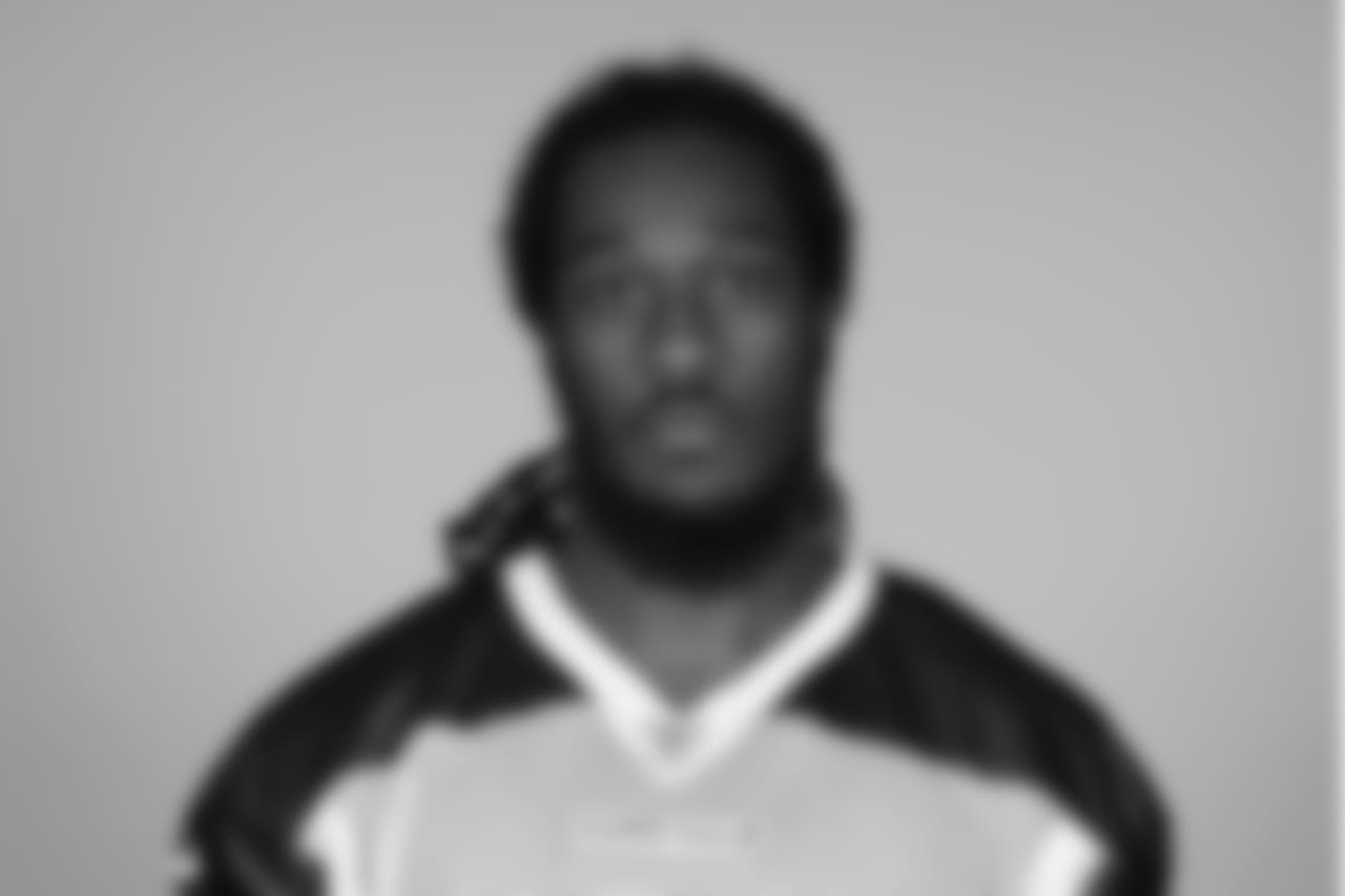 S Travell Dixon