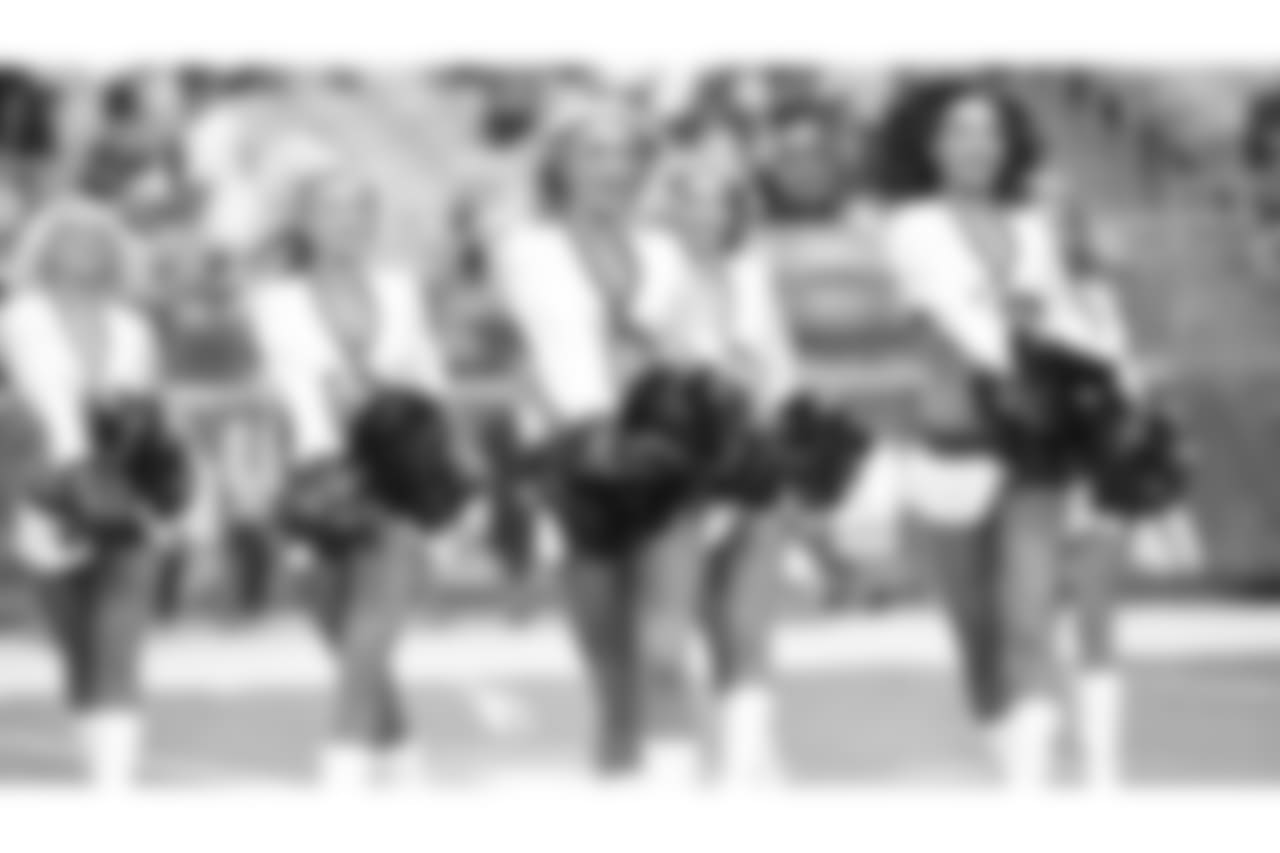 Images of the Cardinals cheerleaders during the Week 8 matchup vs. San Francisco