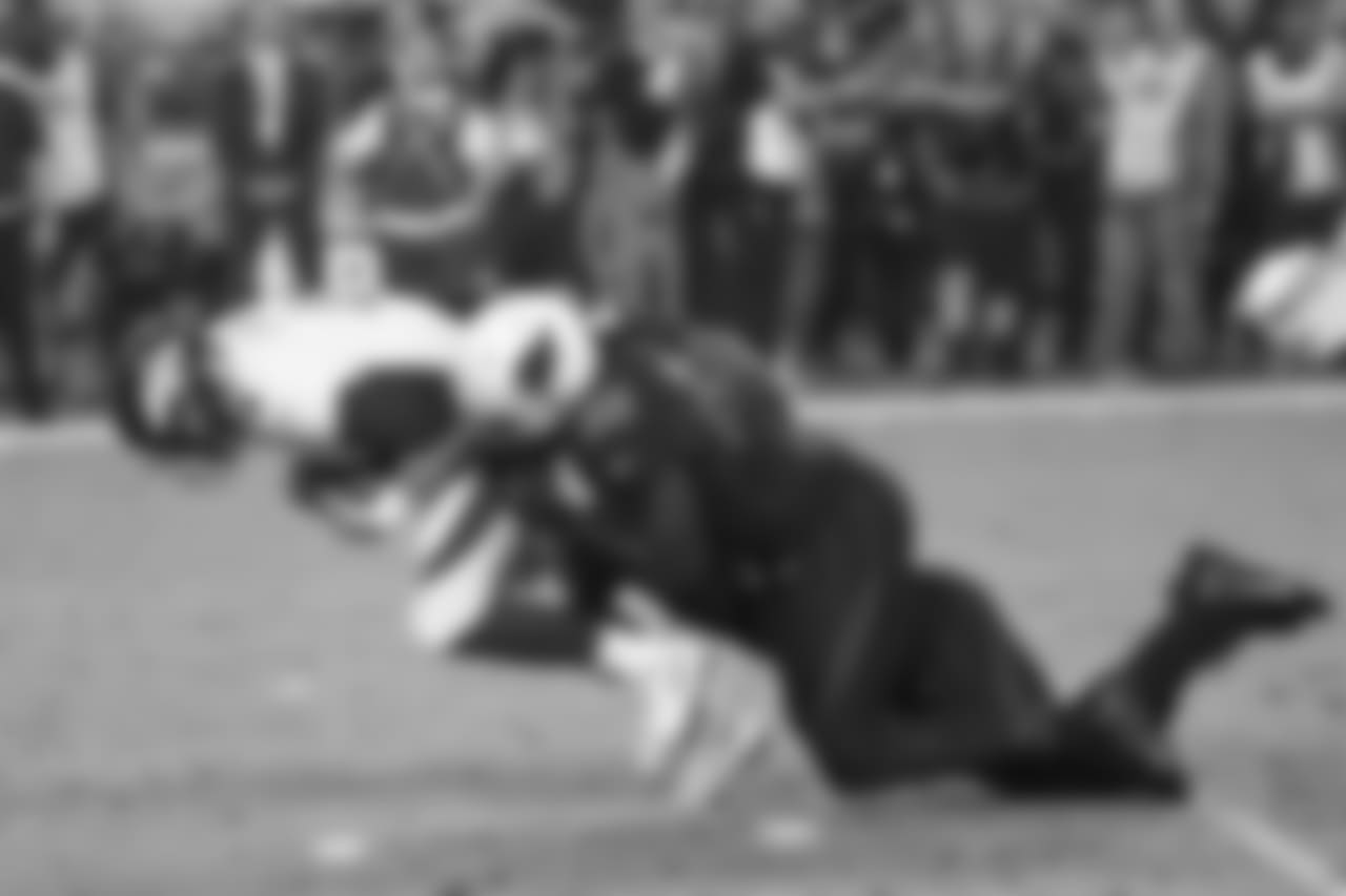 DE Chandler Jones takes down Broncos QB Case Keenum for a sack