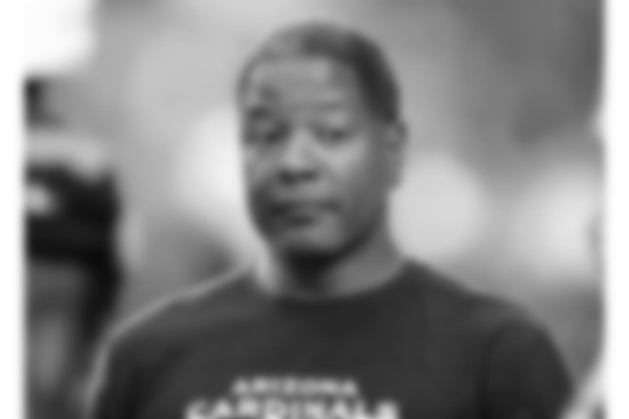 Arizona Cardinals head coach Steve Wilks watches prior to an NFL football game against the Denver Broncos, Thursday, Oct. 18, 2018, in Glendale, Ariz.