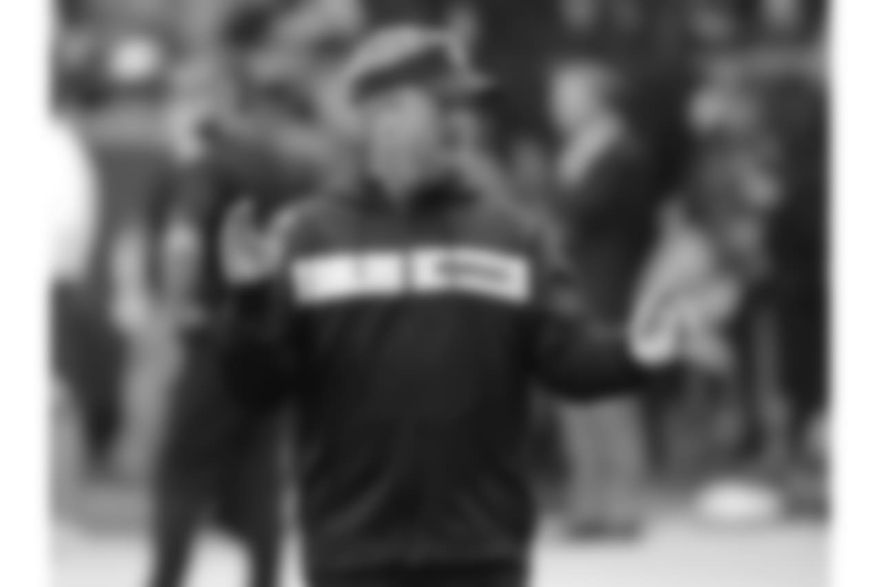 Oakland Raiders head coach Jon Gruden takes the field prior to an NFL football game against the Arizona Cardinals, Sunday, Nov. 18, 2018, in Glendale, Ariz.