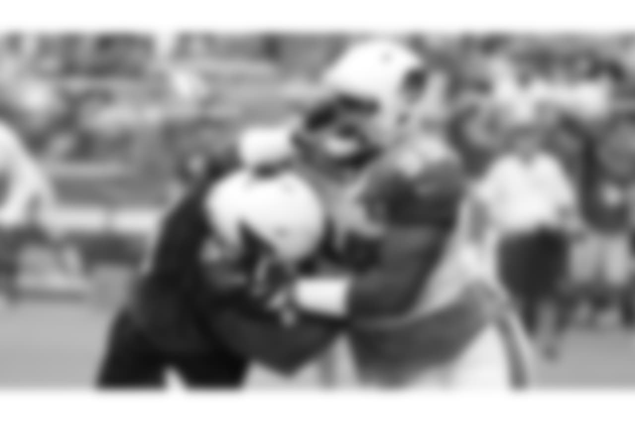 DT Rodney Gunter (right) against OL Josh Allen
