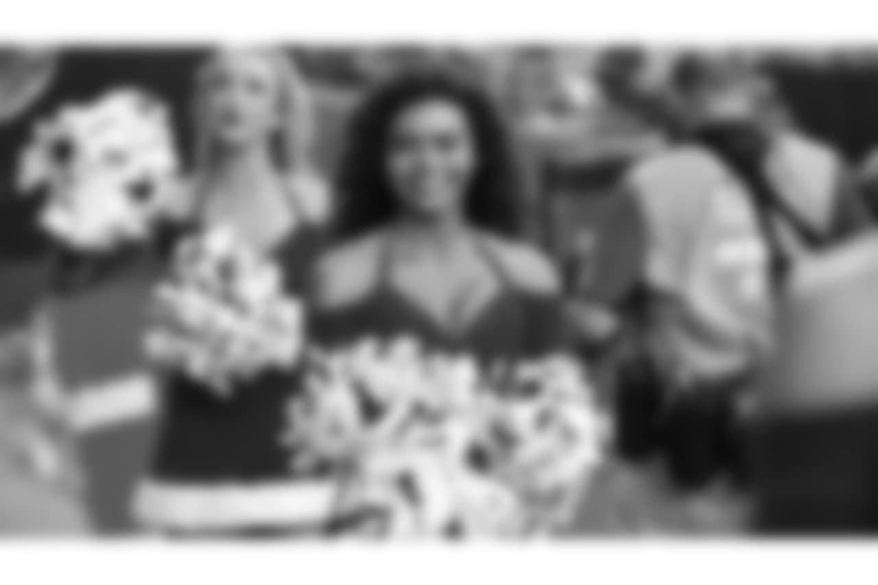 Images of the Cardinals cheerleaders during the Week 16 matchup at State Farm Stadium