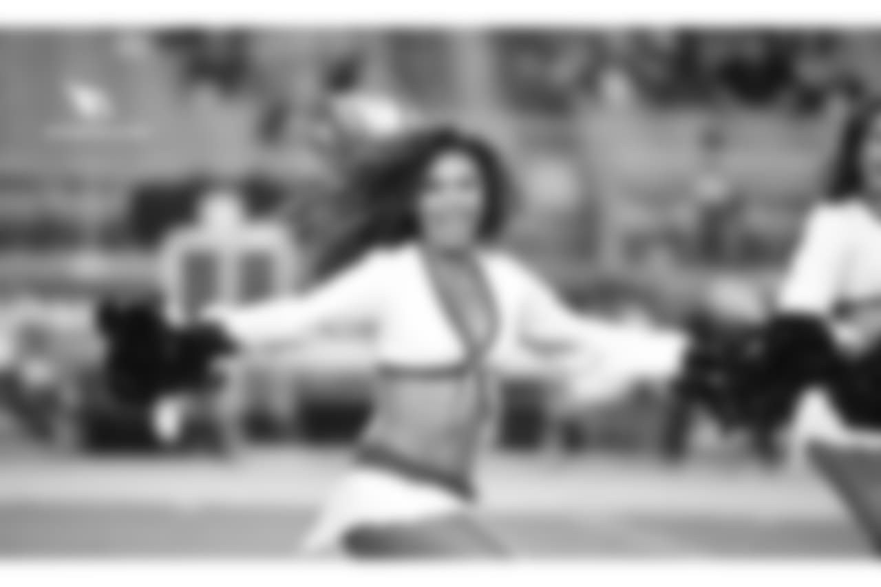 CheerBroncos25