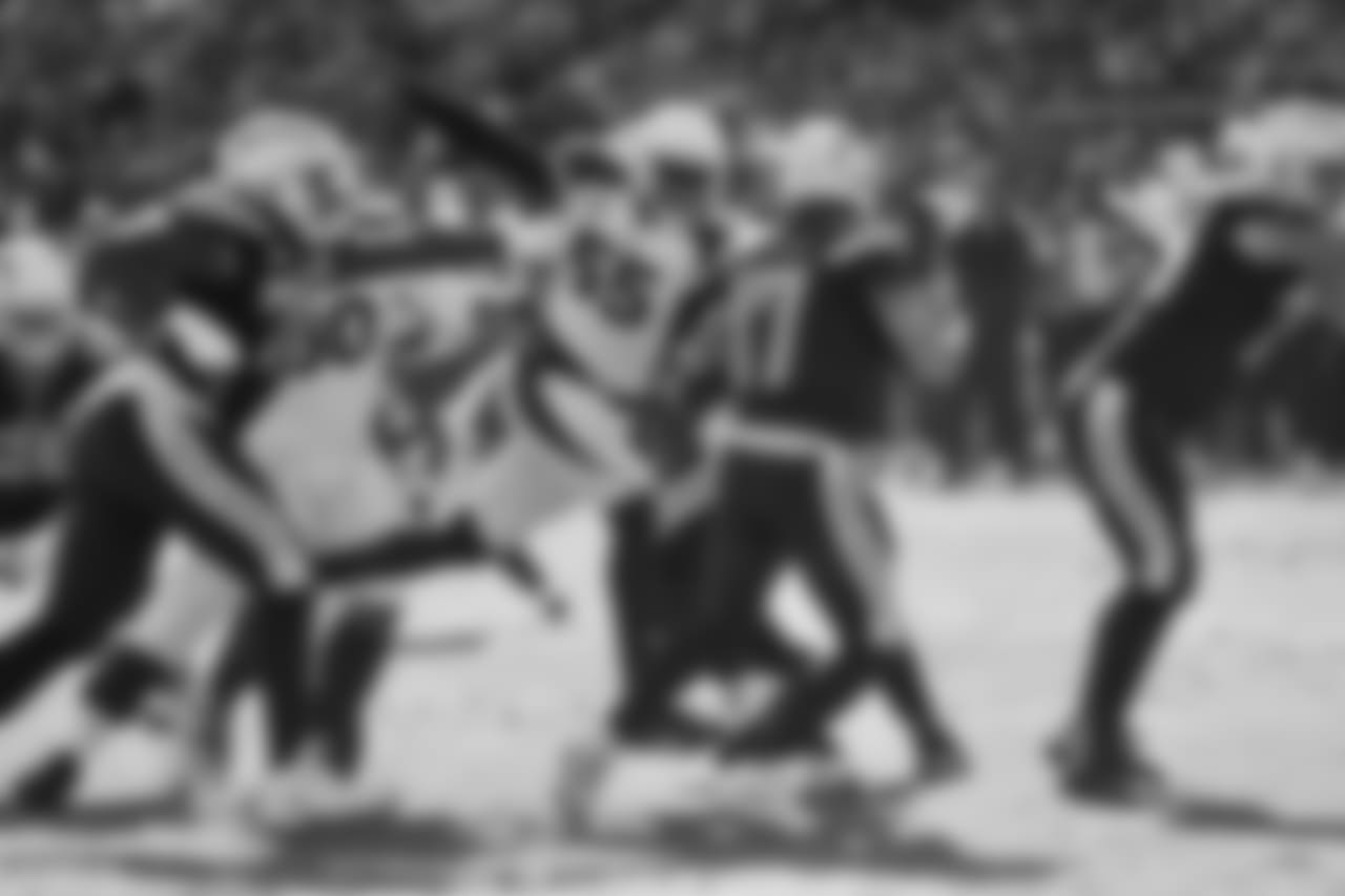 DE Chandler Jones sacks Chargers QB Philip Rivers in the first quarter