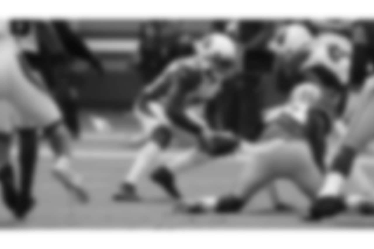 CB Patrick Peterson recovers a fumble