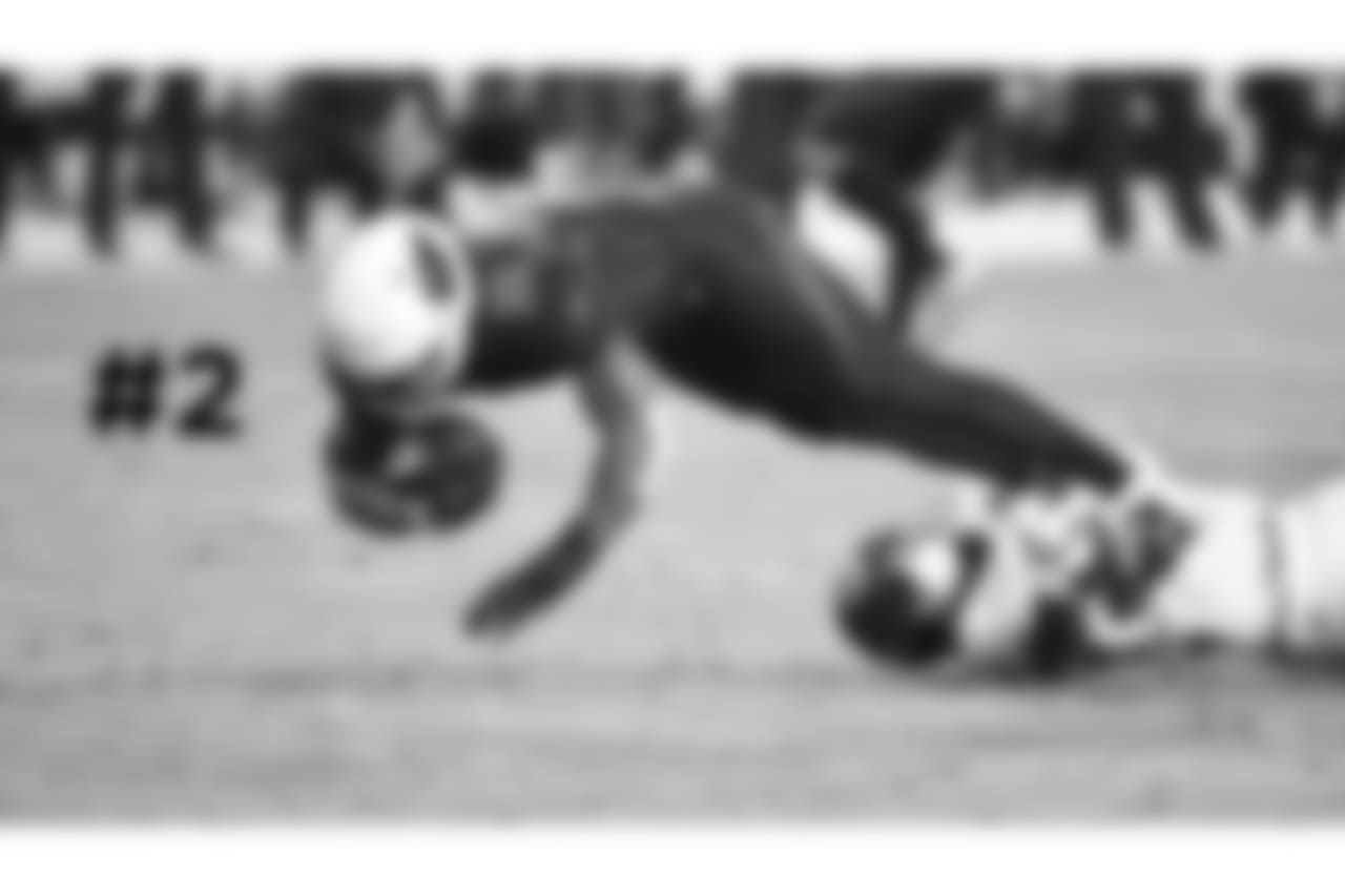 2\. RB David Johnson catches a pass