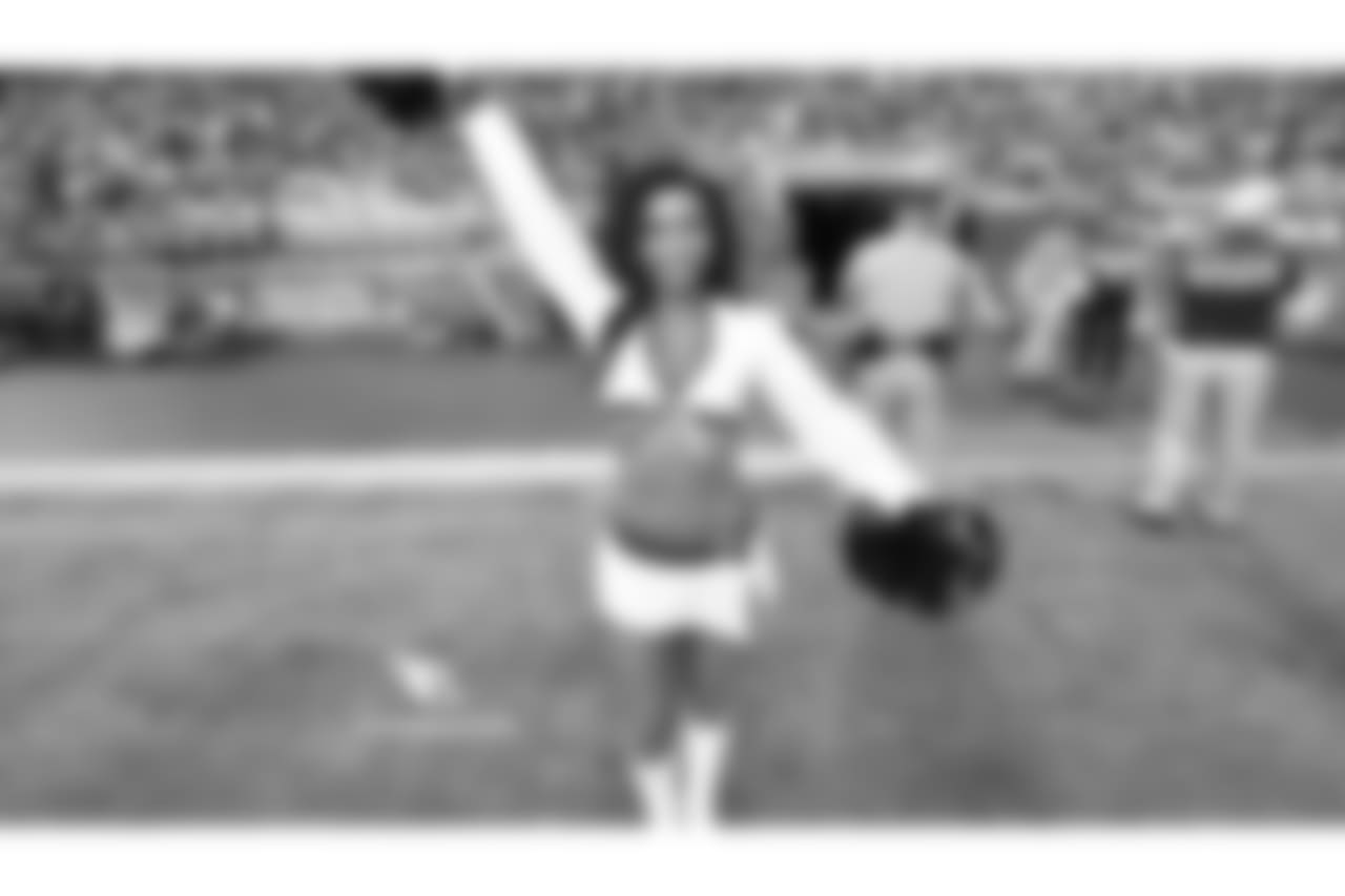 Images of the Cardinals cheerleaders during the Week 14 matchup against Detroit