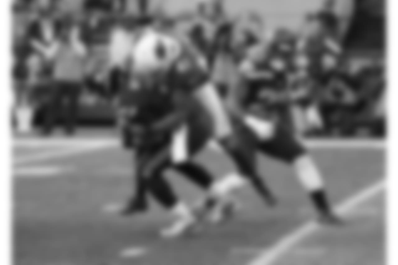 S Antoine Bethea sacks Seahawks QB Russell Wilson