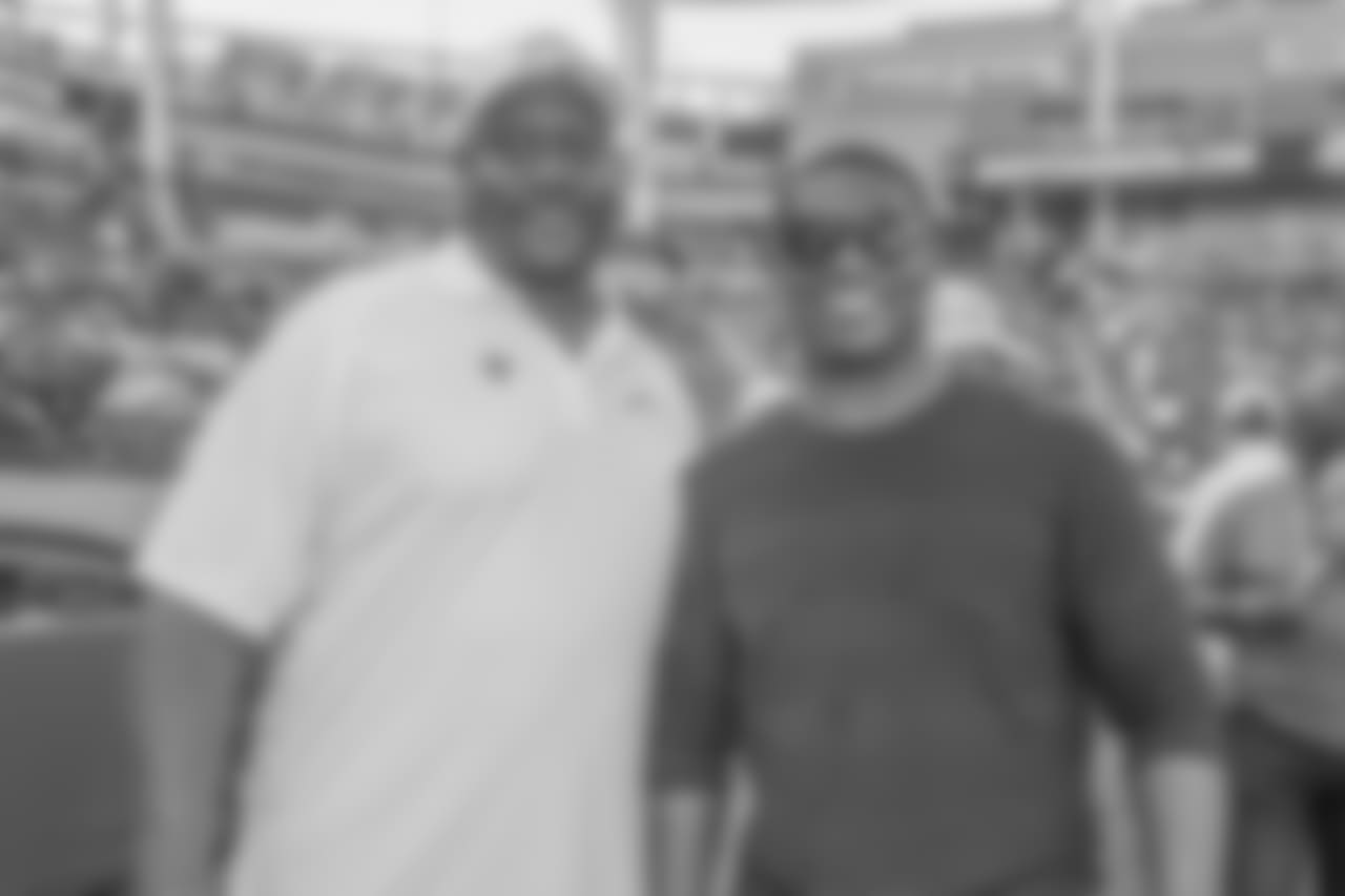 Kansas City Chiefs at Los Angeles Chargers on Sunday, September 09, 2018 in Carson, CA. Final score: 38-28 .