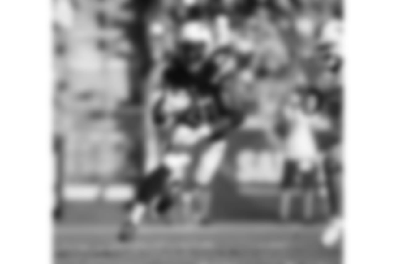 Chargers lose 24-31 to the Miami Dolphins at Qualcomm Stadium.