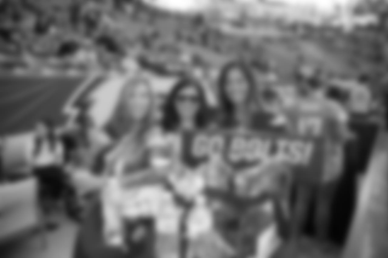 Arizona Cardinals at Los Angeles Chargers on Sunday, November 25, 2018 in Carson, CA. Final score: 10-45.
