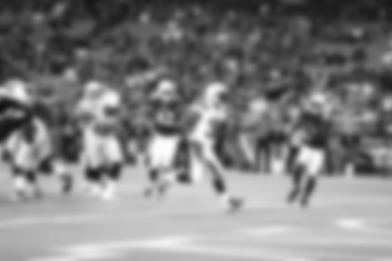 Detrez Newsome scores his first NFL touchdown during the Chargers' preseason game versus the Arizona Cardinals.
