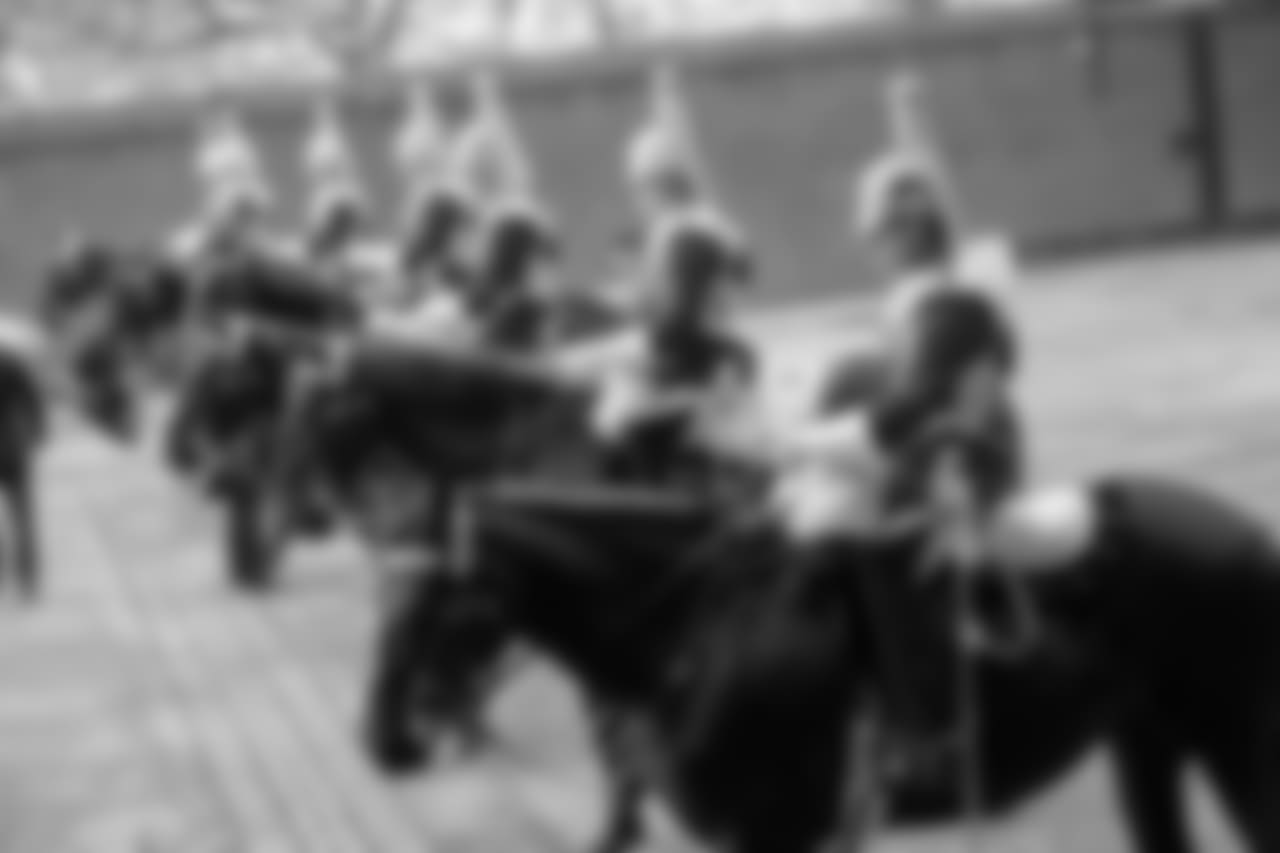 101818_CG_Cavalry_Visit_041