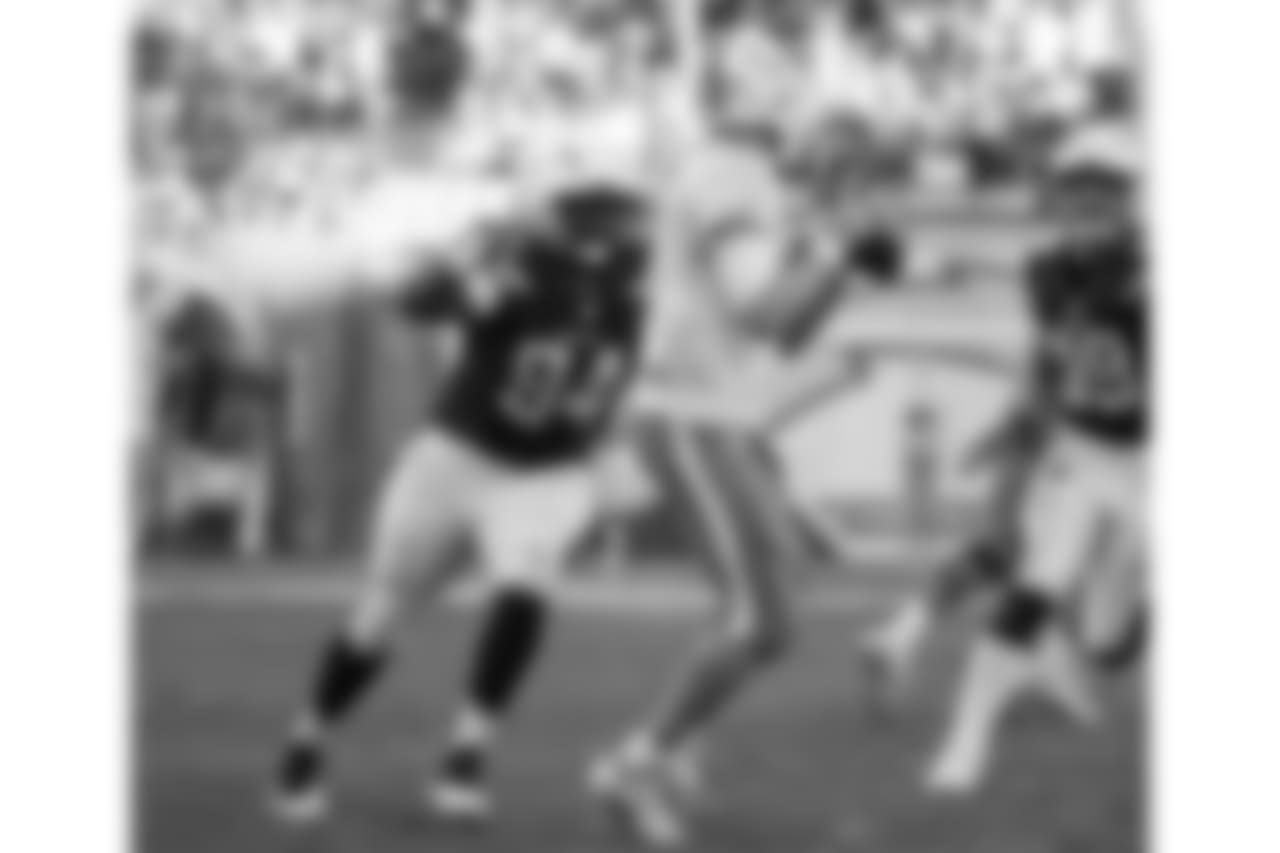 Chargers lose 24-31 to the Miami Dolphins at Qualcomm Stadium.
