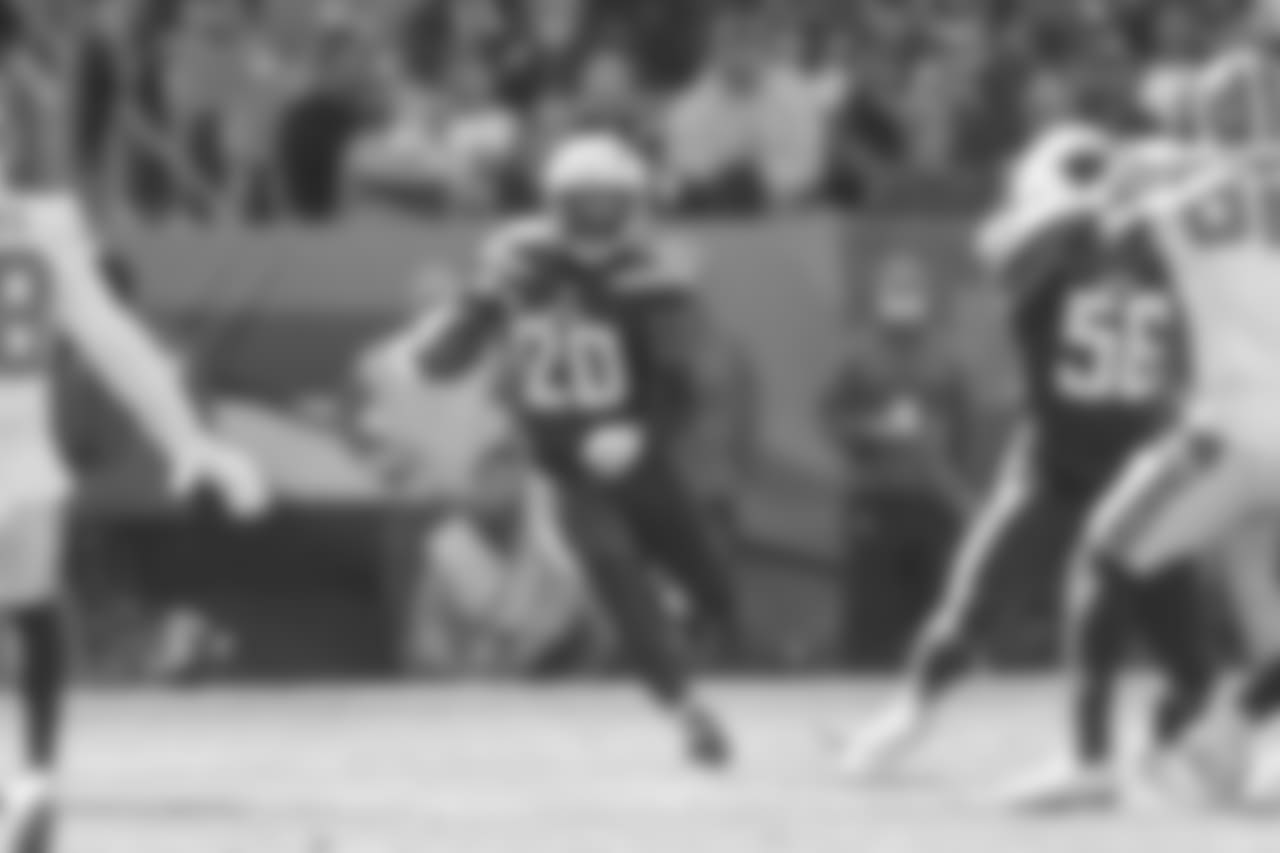 Desmond King returns the ball during the Week 6 matchup against the Browns.