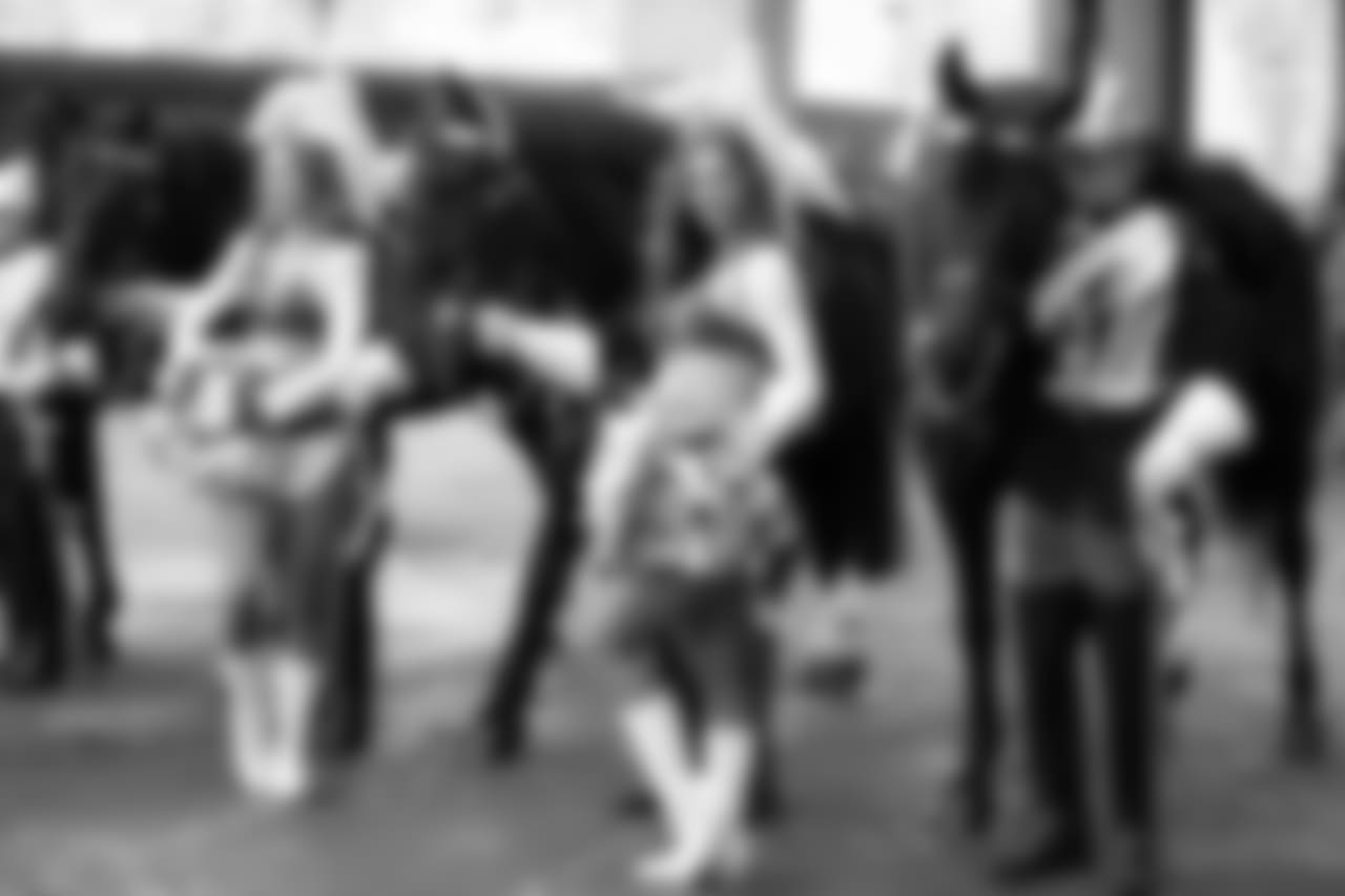 101818_CG_Cavalry_Visit_062