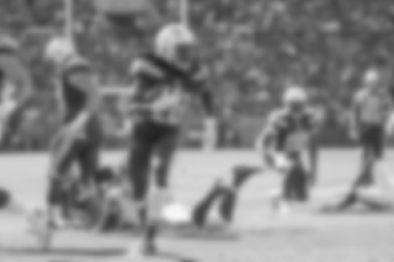 Melvin Gordon runs in his third touchdown of the day during the Week 6 matchup against the Browns.