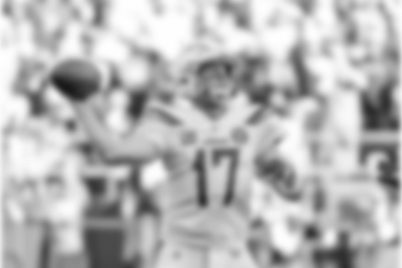 Philip Rivers throws the ball during the Week 9 contest against the Seattle Seahawks at CenturyLink Field.