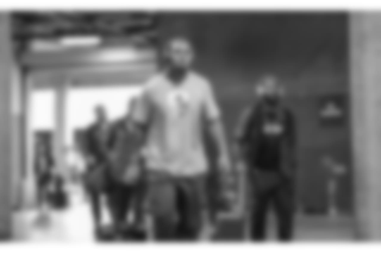 Mike Pouncey arrives at CenturyLink Field before the Bolts face off against the Seattle Seahawks in Week 9.