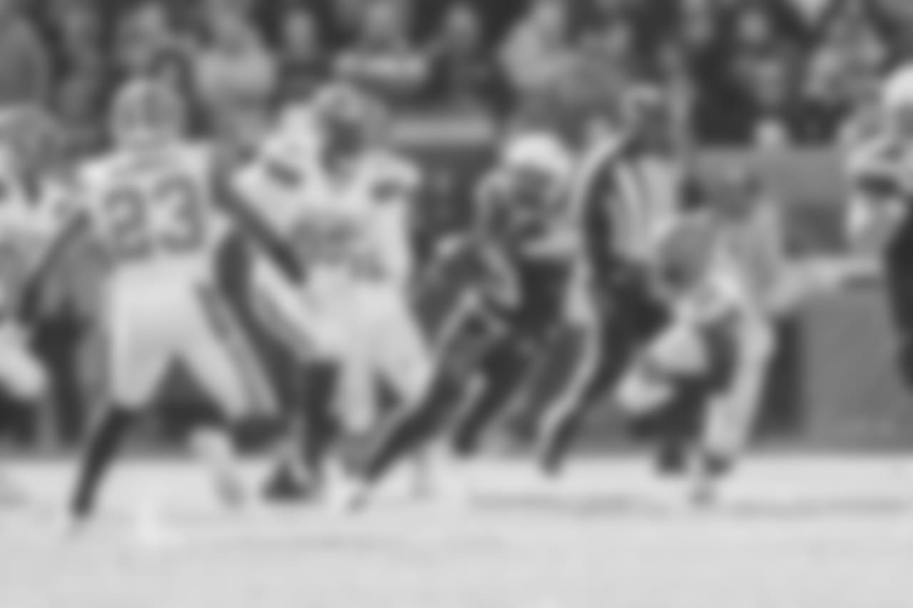 Keenan Allen runs downfield after catching a pass from Philip Rivers during the Week 6 matchup against the Browns.