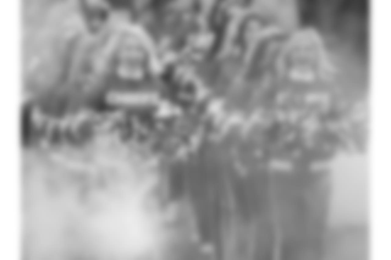 006_2018_ChiefsRaiders_Cheer
