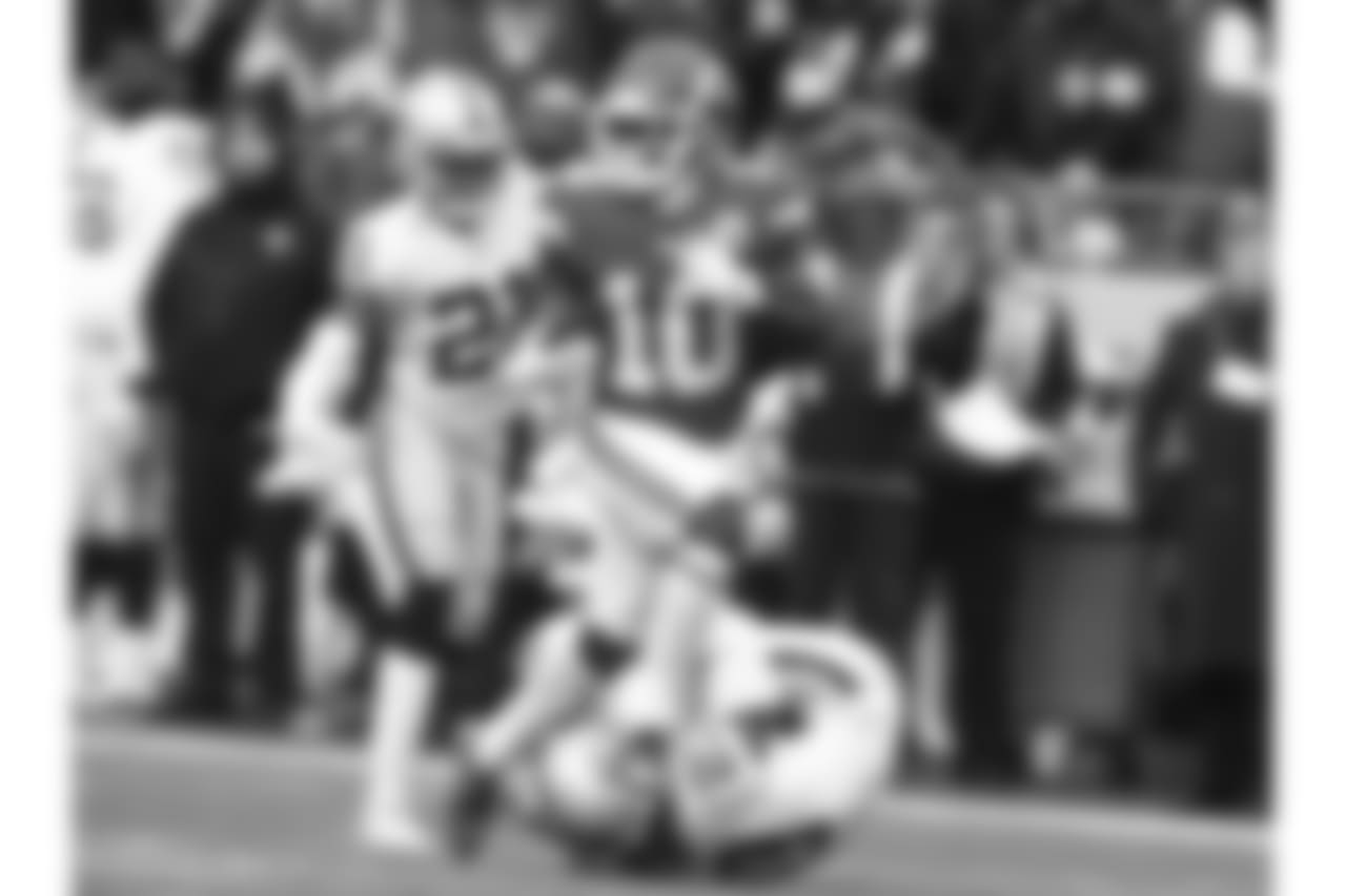 Kansas City Chiefs vs Oakland Raiders at Arrowhead Stadium on December 30, 2018