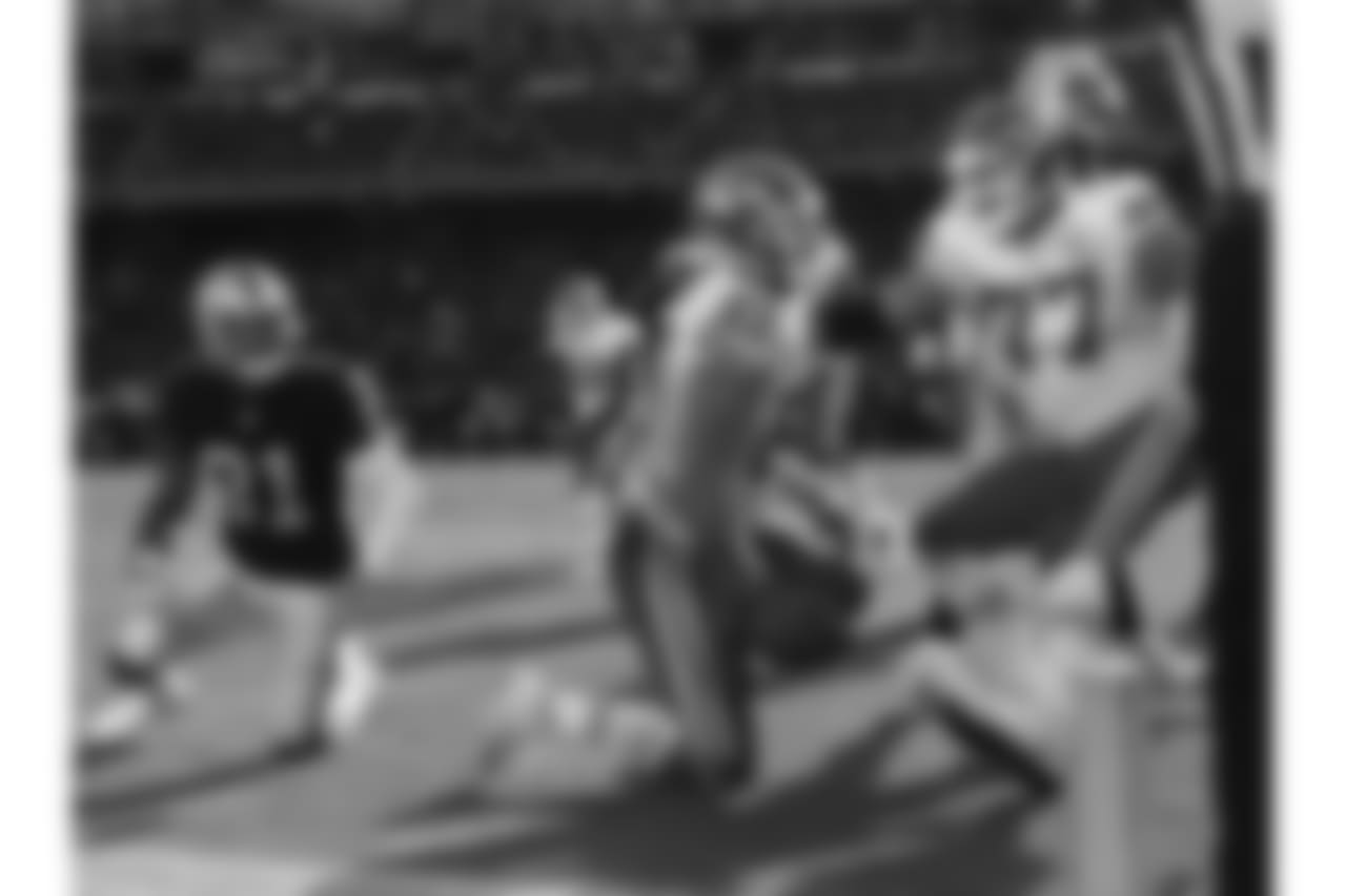 Kansas City Chiefs at Oakland Raiders at Oakland Alameda Coliseum on December 2, 2018.