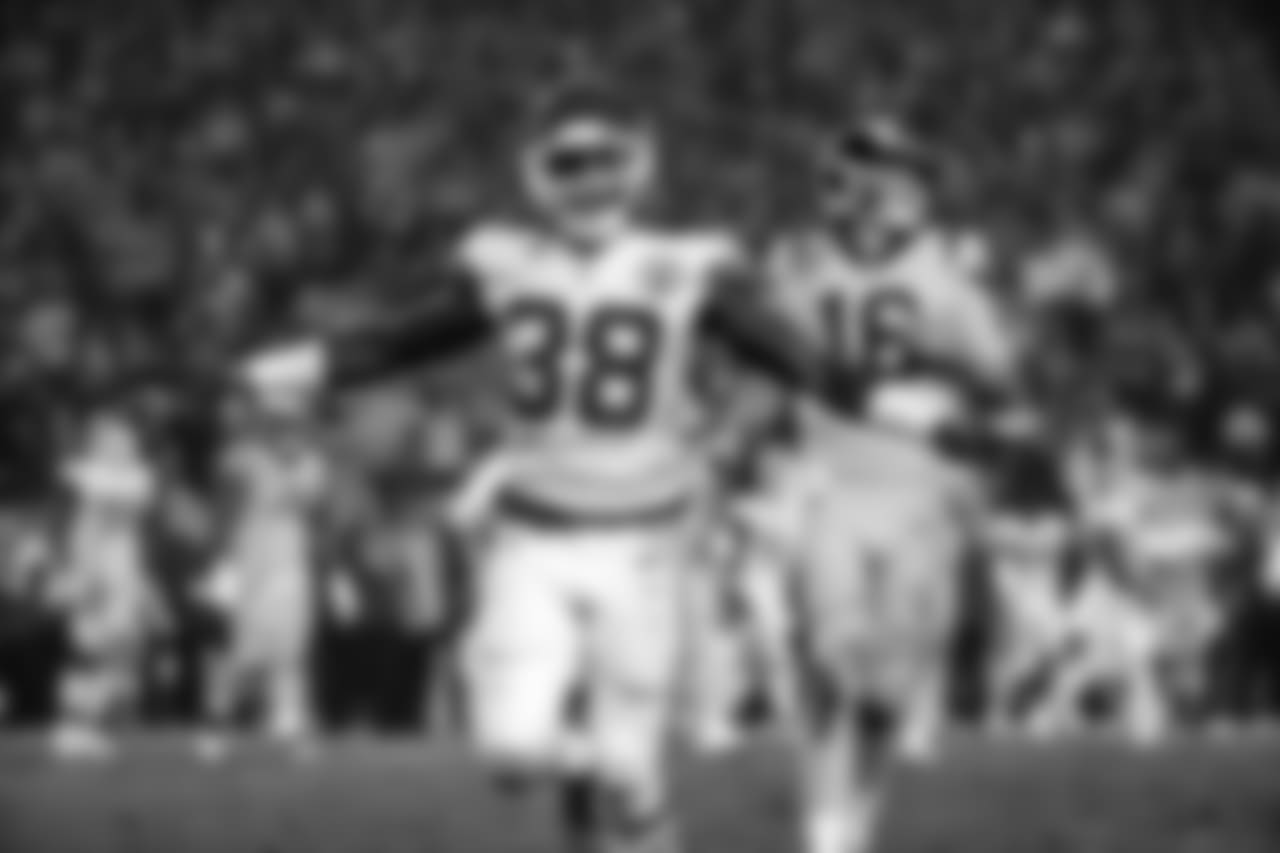 Kansas City Chiefs at Los Angeles Rams at Los Angeles Memorial Coliseum on November 19, 2018