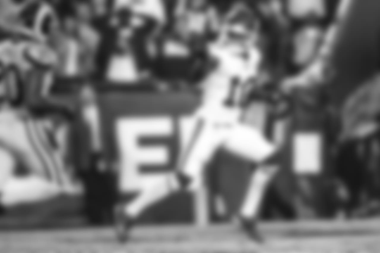Kansas City Chiefs at Los Angeles Rams at Los Angeles Memorial Coliseum on November 19, 2018