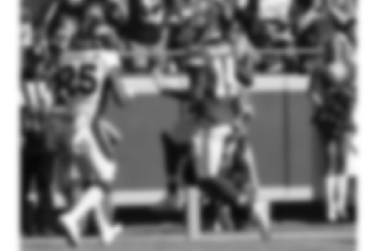 Denver Broncos vs Kansas City Chiefs at Arrowhead Stadium on October 28, 2018