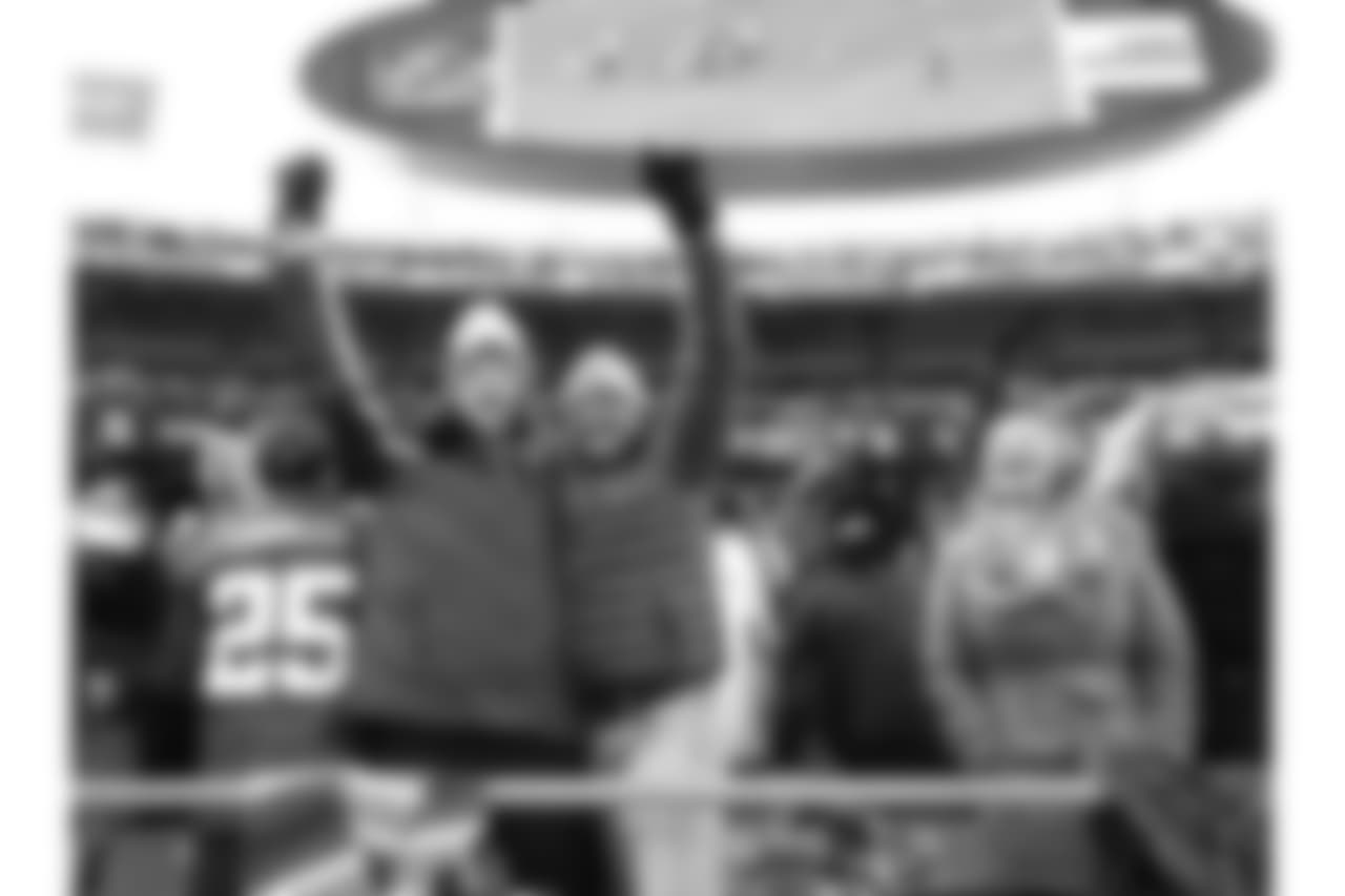 Best photos of Kansas City Chiefs fans from this season