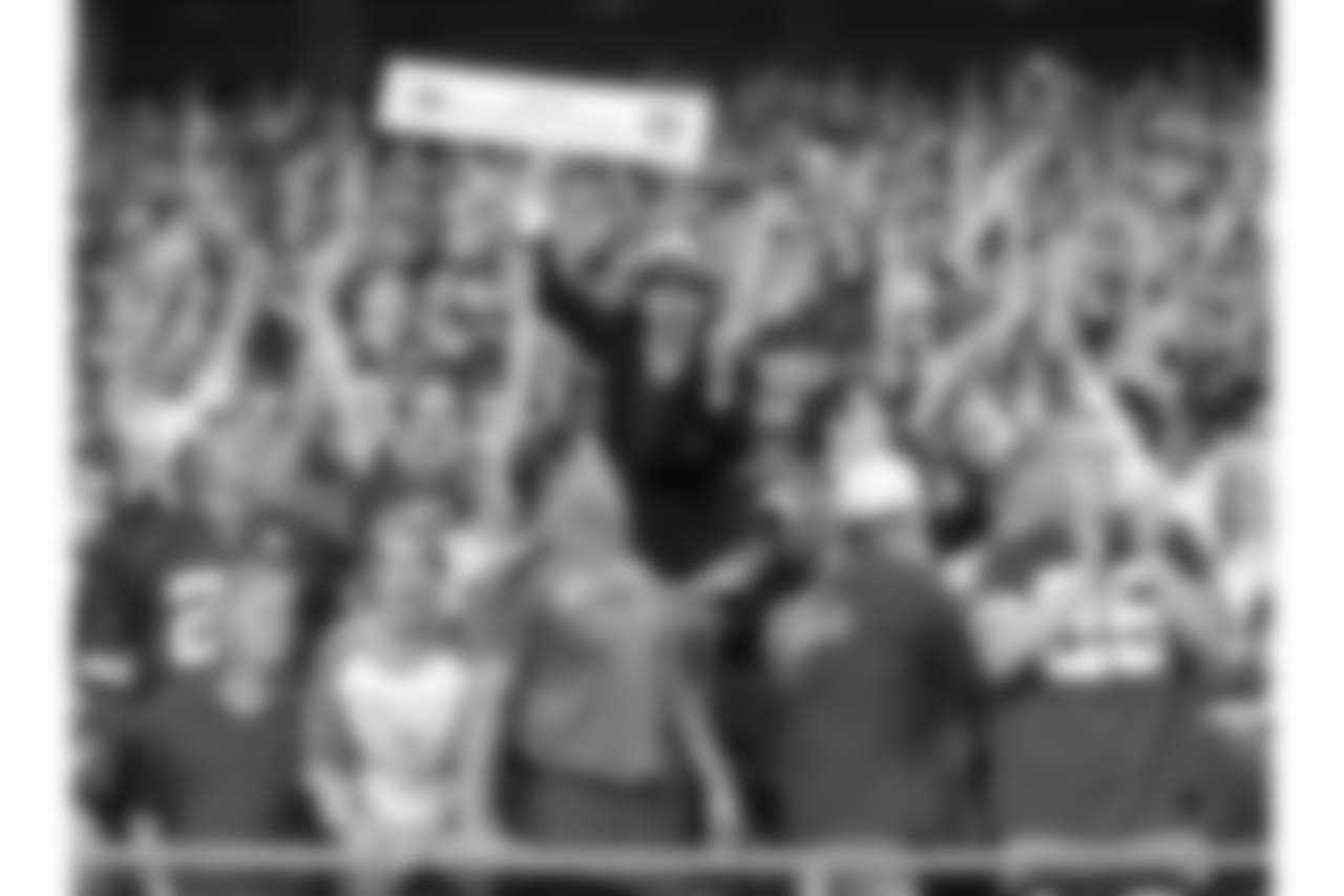 Best photos of Kansas City Chiefs fans from this season