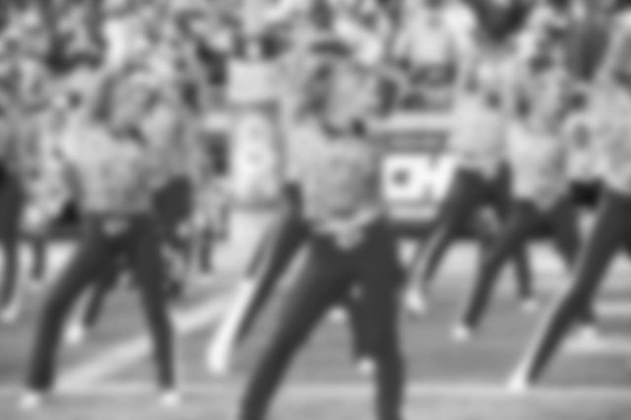 A look at the Kansas City Chiefs Cheerleaders during the Chiefs vs Cardinals game