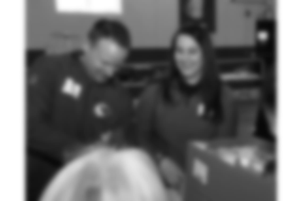 010SB_Caring19