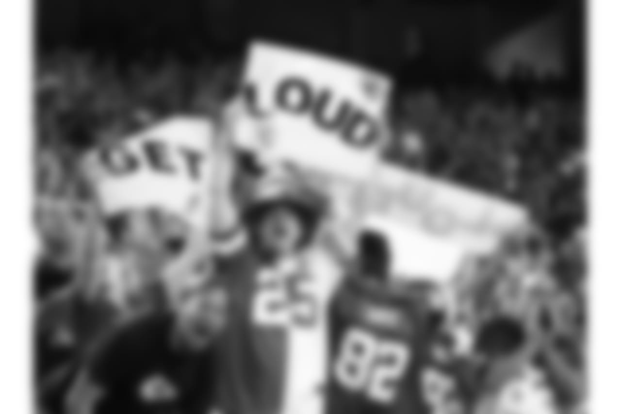 Best photos of Kansas City Chiefs fans from this season