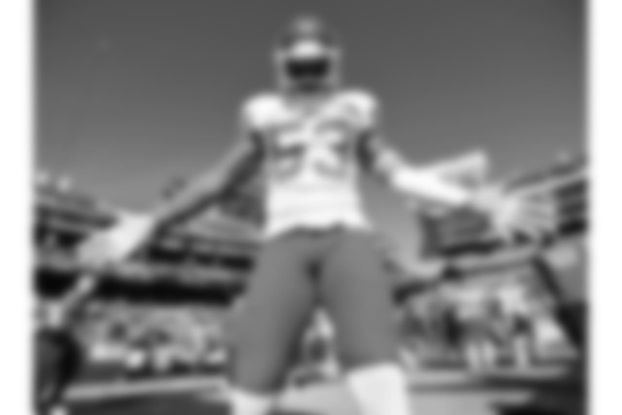 Kansas City Chiefs at Oakland Raiders at Oakland Alameda Coliseum on December 2, 2018.