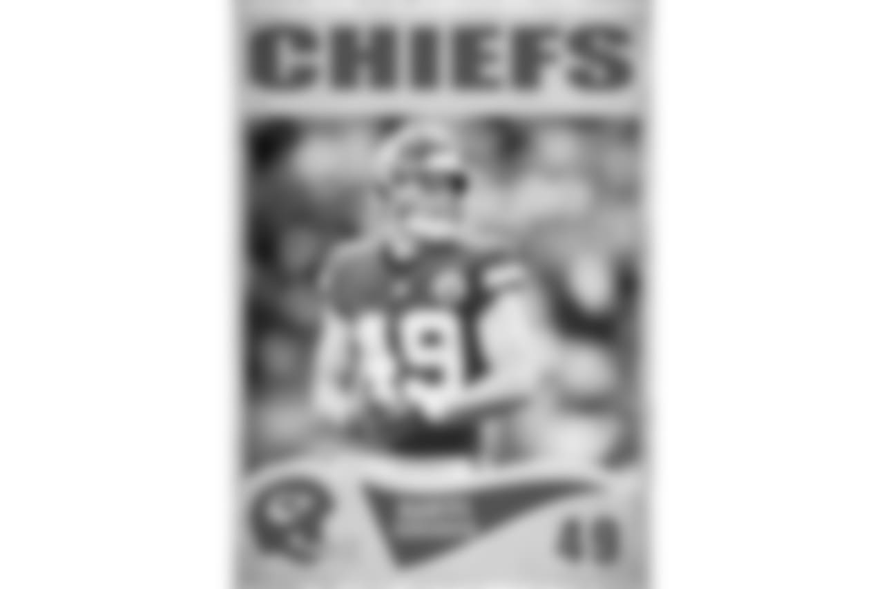 Kansas City Chiefs defensive back Daniel Sorensen (49)