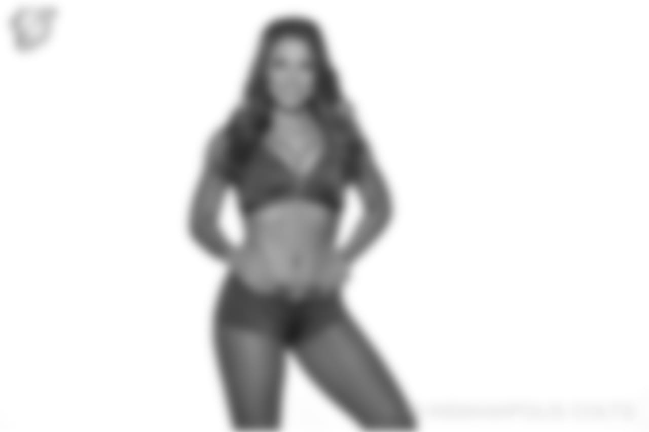 22_Vanessa_33