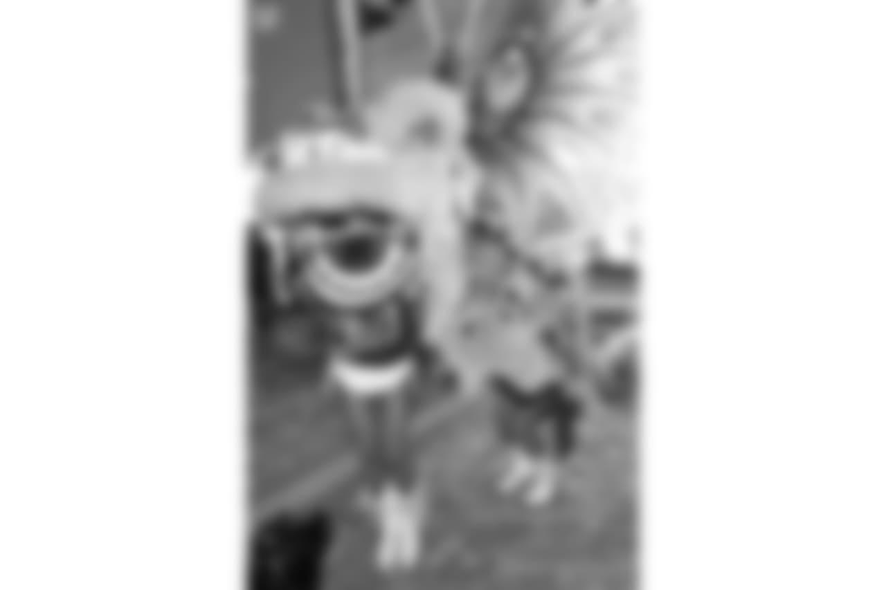 2018_1010_35yrsColtsCheer_0084