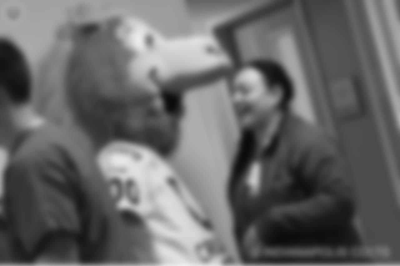 2018_1019_NursePizzaEvent_0055