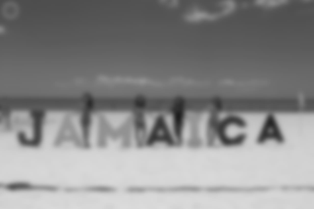 9170746E-3C24-4BF5-9352-9BC53C48FD4B